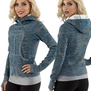 Great Condit Lululemon Scuba Jacket Size 8 Wee Are From Space Printed